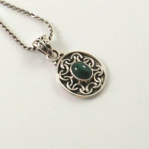 Malachite Pendant Necklace Sterling Silver - Picture 1 of 3